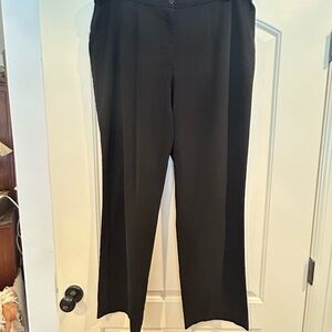 JM Collection Black Straight-Leg Dress Pants